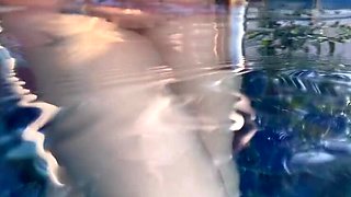 LaylaX Fingers Her Tight Pussy And Cums In Public Pool