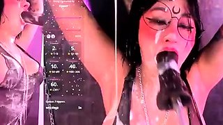 Amateur Teen Uses The Vibraking Toy Whitney