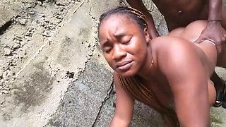 Huge Natural Tits of a Sweet Nigerian Teen Outdoors