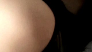 Horny Chinese MILF Mom Satisfies Herself