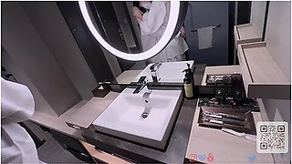 生ハメ/拘束クンニ旦那か長期出張中にお泊まりtートしちゃう美人妻 いつもよりたっふり舐められた濡れ濡れ敏感まんこに生ちんほ挿入て連続絶頂...!!　個人撮影 人妻 Ntr 素人 ハメ撮り