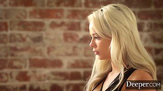 Deeper. Twinlike Blondes Riley  Elsa Have a Wild Threesome - Elsa Jean