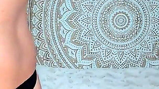 Big PAWG Ass Tease Twerk N Spread