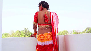 India Desi Local Village Teen Bhabhi Outdoor Xxx videos, Indian Beautiful Village Bhabhi Outdoor sex video