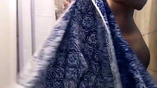 Big Tits Shower Cam Show