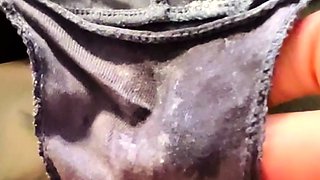 Pulled amateurs close up car sex