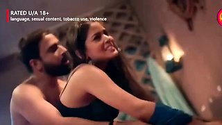 Sexy milf babe playing with dildo on webcam