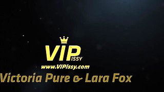 Squeeze's high heels movie