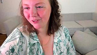 amateur older woman with big boobs