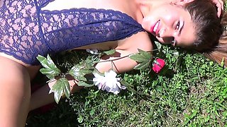 Amateur French Teen Outdoor softcore