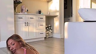 Victoria Lit GYM Sex