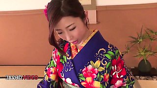 Squeaky Ayumi Shinoda - japanese teen (18+) action - SchoolGirls HD