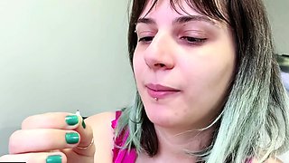Yourlittlewhore – About Fart Fetish And My Tiny Fart