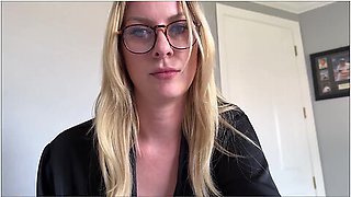 Stepmom Teaches Sex - Stepmom Comes First - Sydney Paige And Alex Adams