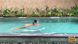 Kira Queen's Massive Tits Bounce As She Orgasms By The Pool!