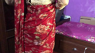 Asian Babe in Saree Gets Rough Sex