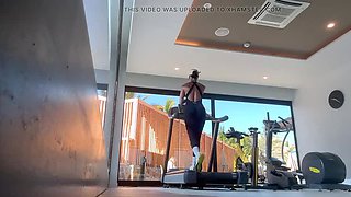 Tanned Amateur Slut Gets Poolside Fucking From Pool Boy