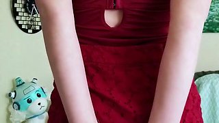 Beauty small tit amateur teen masturbating her shaved pussy