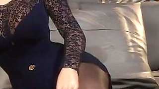 War and Roses - Part 1 - Sexy Russian Secretary by Loveskysan69