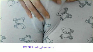 Cameltoe- Masturbation in Pajamas- Puffed Pussy- Turkish Porn