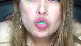 Ultra Hot!! I Swallowed a Bunch of Big Candy Rings!!