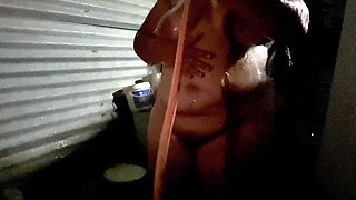 Girl Records Herself While Taking a Very Sensual Shower by Touching Her Tits Very Rich and That Tight Pussy She Has