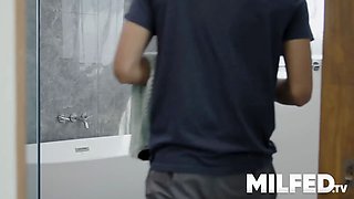 Seeing my chesty step mom in the douche nude caught me by surprise