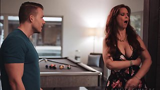 Gorgeous Syren De Mer filthy porn scene