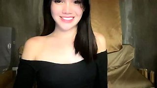 Tattood shemale tranny plays with ass during masturbation