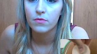 Amateur brunette ariana marie solo toying