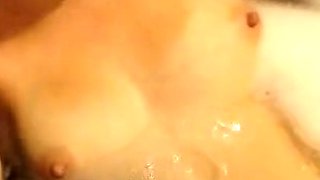 Very hot amateur thai teen girl toying her pussy on cam