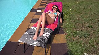 Alyssa Bounty hot solo video