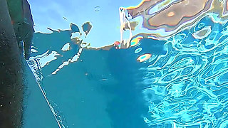 All Natural MILF Julia North Underwater Anal in the Pool