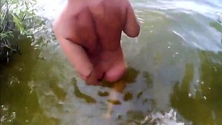 Wild German Amateur Couple Pees in the Lake