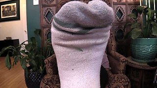 Hot amateur european foot and pantyhose fetish