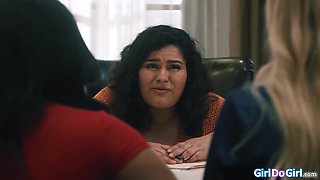 Licking stepmoms ass in teachers office