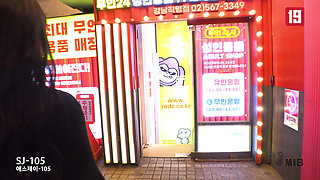 Vibrator makes Korean horny pussy cum and squirt