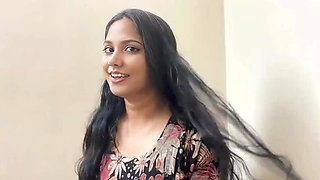 Desi Model Apple Porn Satisfies Director with Blowjob & Cum Swallowing - Indian Bhabhi Big Tits Riding