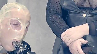 Dominatrix Mistress April - Slave Maintenance
