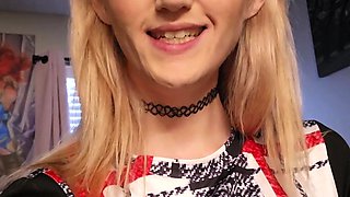 home made amateur blonde Masturbating
