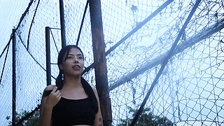 Vanessacoxxx Jogging Finds Slim Indian Stepsister - Amateur Blowjob & Doggystyle Fuck