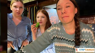 dirtypub Free erotic show at stripTango