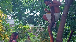 Real amateur couple outdoor ass fuck and anal creampie in hd