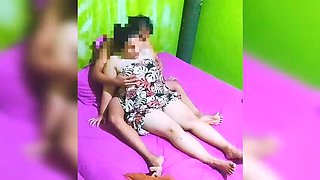 Horny Busty Wife May Jane Can't Stop Licking Pussy to Orgasm - Big Natural Tits & Nipples