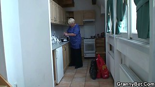 Picked up blonde grandma gets fucked from behind
