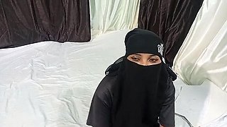 Hijab Muslim Teacher Fucks Student for Homework Punishment - Desi Shivani