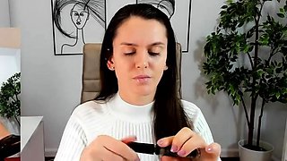 Beauty small tit amateur teen masturbating her shaved pussy