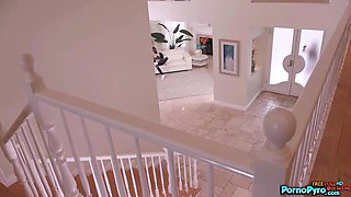 Milf Jennifer White Takes On Hollywood Cash & Jax Slayher's Monster Cocks