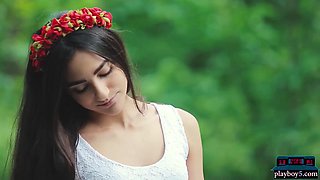 Petite Russian model Cira Nerri solo striptease and eating strawberries