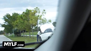 Mylf gets stranded by the side of the road because her car moneyless down & she has no idea what to do